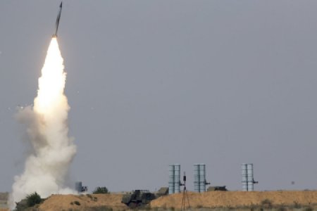 TƏCİLİ: Ermənistanın iki S-300 sistemi məhv edildi, hərbi hissə yanır - VİDEO