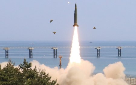 Yaponiyanın müdafiə naziri: “Şimali Koreyanın atdığı raket 400 km uçub”