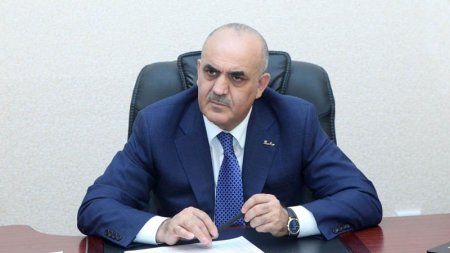 "Hər evi tikmək üçün 6 min manat rüşvət verdim" - Sabiq nazirin məhkəməsi