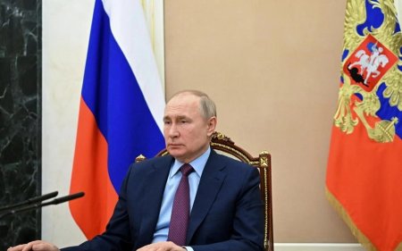 Vladimir Putin: "Biz regionda vəziyyətin nizamlanması ilə bağlı məsələləri daim diqqətdə saxlayırıq""
