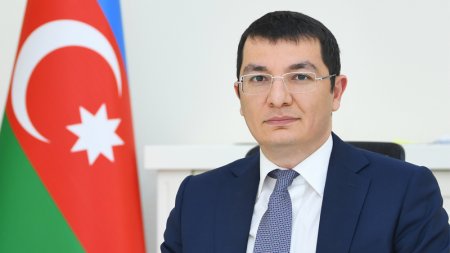 DTX-nin saxladığı iddia edilən nazirin birinci müavini işə çıxıb