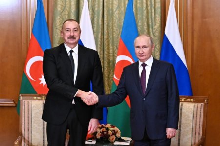 Vladimir Putin İlham Əliyevə ZƏNG ETDİ