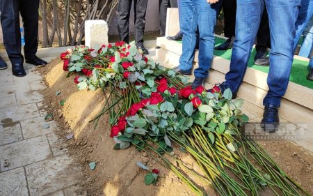 Fazil Məmmədov dəfn edildi