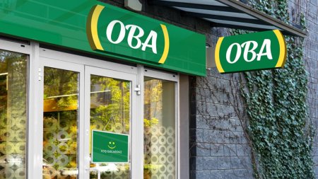 Ərini qısqandı, mağazanı dağıtdı