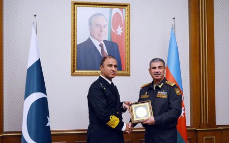 Zakir Həsənov Pakistanın HDQ komandanı ilə GÖRÜŞDÜ