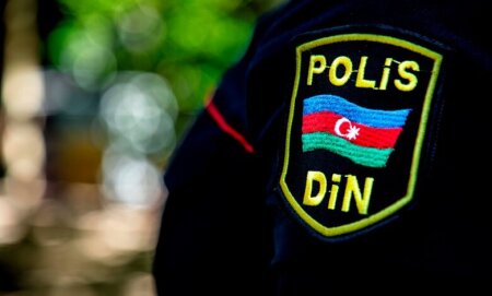 Polis piyadanı maşınla vurdu