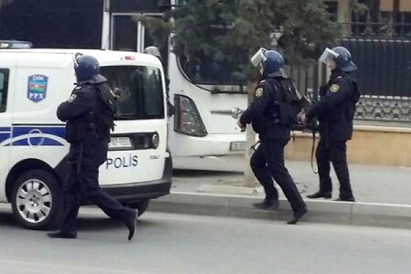 Polis narkobaronları saxladı-TƏCİLİ