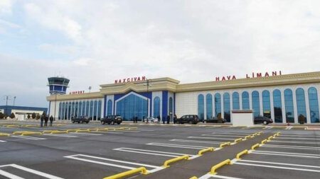 Naxçıvan aeroportunda sərnişinlər də aldadılır, dövlət də...