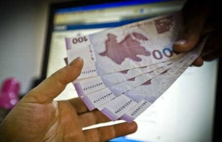 Bu şəxslər 1000 manatdan çox MAAŞ ALACAQLAR