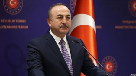 Çavuşoğlu: "İranla Azərbaycan arasında səmimi əməkdaşlıq mühiti formalaşmalıdır”.