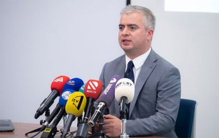 Azərbaycanda vəzifəli şəxs işdən çıxarıldı