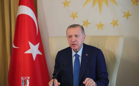 Ərdoğan zəlzələ bölgəsinə gedib, axtarış-xilasetmə işlərinin gedişatı ilə tanış olub - YENİLƏNİB