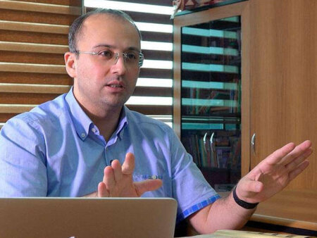 "Eyni düşüncədə olmasaq da, dinə eyni prizmadan yanaşmasaq da, vəfatına çox üzüldüm"