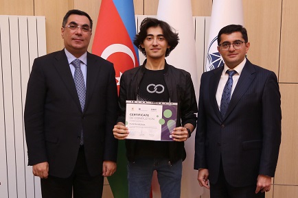 Bakı Ali Neft Məktəbində “SABAH.academy” proqramının məzunlarına sertifikatlar təqdim edilib