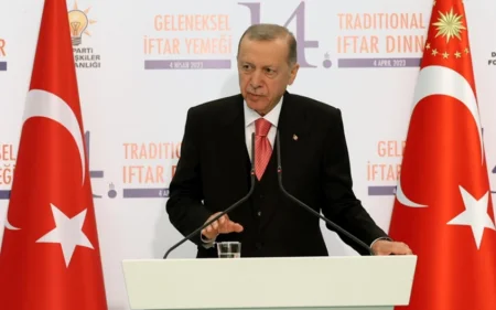 “Bəşəriyyəti 5 ölkə arasında tələyə salan nizam sabit deyil”