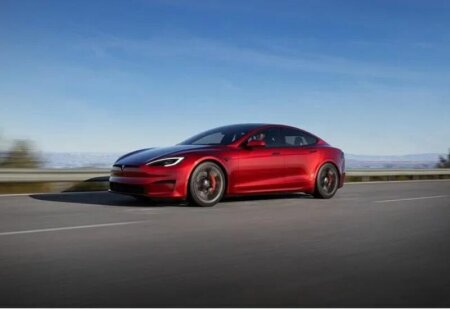 "Tesla" elektrikli avtomobillərin qiymətlərini aşağı salmağa davam edir