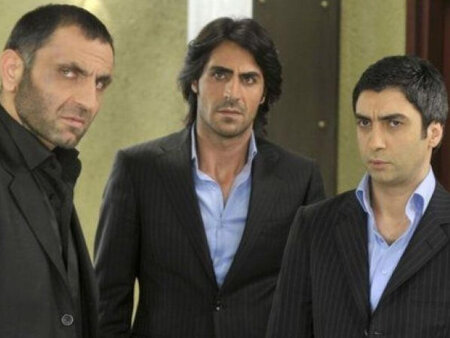 "Kurtlar Vadisi"nin bu səhnəsi gündəm oldu - İllər əvvəl seçkilərlə bağlı... - VİDEO