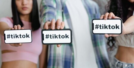 TikTok-dakı yazıların 40%-dən çoxunda yalan və təhlükəli tibbi məsləhətlər var