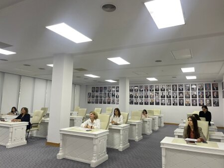 MEK-də “İnformasiya cəmiyyətində mədəni-tarixi irsin qorunması və ötürülməsində kitabxanaların rolu” mövzusunda respublika elmi konfransı keçirilib