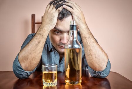 Hər gün alkoqol içənlərdə yaranan - 8 ağır fəsad