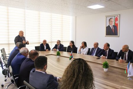 Azərbaycan Metrologiya İnstitutunda Ümumdünya Metrologiya gününə həsr edilmiş tədbir keçirilib