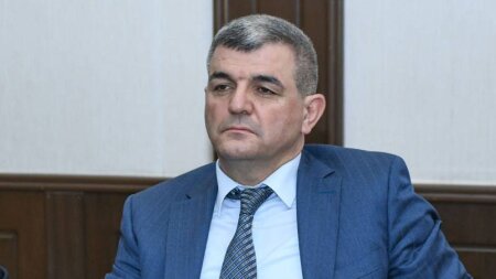 "100 manatlıq dərmanı 300 manata alırıq" - Fazil Mustafa (VİDEO)