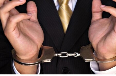 347 min pulu qumara qoyan sabiq diplomat həbs edildi