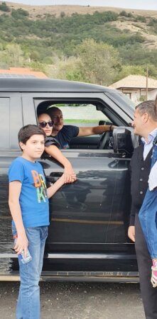 "Gedək bizim evimizdə çay içək" - Prezidentlə səmimi söhbət - FOTO