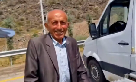 Həsən adlı erməninin sərhədçilərimizlə Azərbaycan dilində dialoqu - VİDEO
