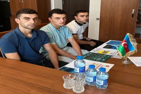 Ombudsman sərhəddə saxlanılan erməni futbolçularla görüşdü