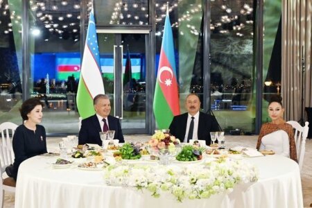 Bakıda Özbəkistan Prezidenti və xanımının şərəfinə dövlət ziyafəti verilib - VİDEO
