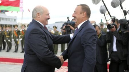 Lukaşenko SİRLƏRİ AÇDI-“Əliyev Ermənistana maliyyə dəstəyi təklif etdi, mən vasitəçi oldum”