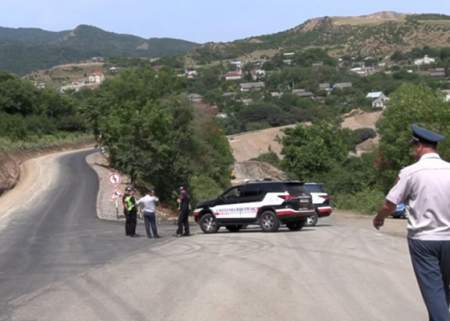 Sərhəddəki dövlətlər arası yol bağlandı- Bir hissəsi Azərbaycana qaytarılır