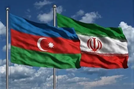 Baş nazir Əli Əsədov Tehranda İranın Birinci vitse-prezidenti ilə görüşdü