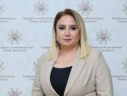 Xırdalanda arxa qapıdan 8 mart yığımı - Xırdalan şəhərində yerləşən 1 saylı tam orta məktəbdə...