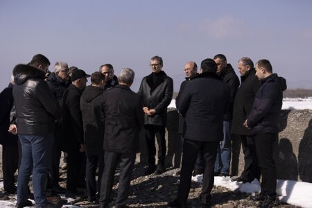 “AzerGold” və Dövlət Mineral Xammal Ehtiyatlarından İstifadə Agentliyinin rəhbərliyi qeyri-filiz yataqlarına baxış keçirib