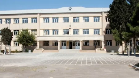 Azyaşlı məktəbli QIZI QAÇIRAN SAXLANILDI