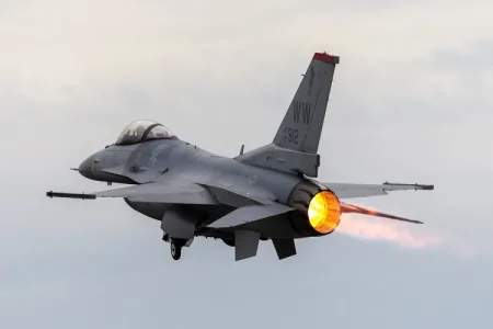 F-16-lar Ukraynaya göndərilmək üçün hazırdır