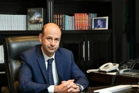 Əfqan Cəlilov bu şəxsə 347 min AZN köçürür - Yaddaş kartı, bloknot, qələm, köynək, çanta, termos üçün / Görün kimdir