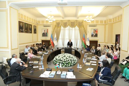 AMEA-da “Azərbaycanın ictimai və mədəni inkişafında Ağa Musa Nağıyevin rolu” mövzusunda elmi konfrans keçirilib