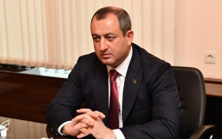 Adil Əliyev Araz Musayevdən danışdı: “Araz Musayevin nə düşündüyünü, nə üçün belə böhtan atdığını bilmirəm”
