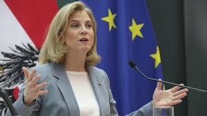 Trampın Putinə təklifləri avstriyalı naziri özündən çıxardı