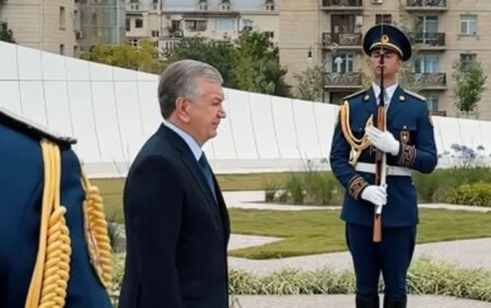Özbəkistan prezidenti Zəfər parkına səfərindən paylaşım etdi - VİDEO