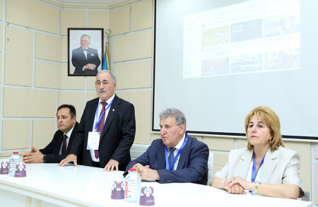 Şərqi Zəngəzur və Qarabağın torpaq və su resursları müzakirə olunub