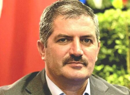 Əli Kərimlinin yanından getdi, vəkilliyə yolu açıldı