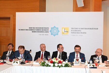 Türk dünyasının biznes liderləri Şimali Kiprdə toplantı keçirdilər