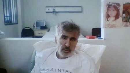 Mənim etmədiyimi Paşinyan Ermənistanda etdi - Saakaşvili