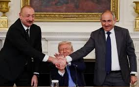 “Trampın Prezident İlham Əliyevi hədələməsi ilə bağlı səsləndirilən fikirlər yalandır, o, Paşinyanı hədələyə bilər”-DEPUTAT AÇIQLADI