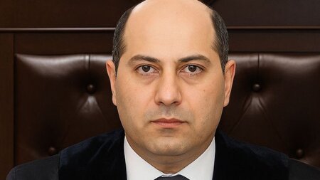 Hakim evində kirayə qalan qadının işindən imtina etdi