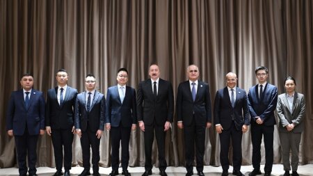 Əliyevin Çində mühüm görüşləri başladı – FOTOLAR